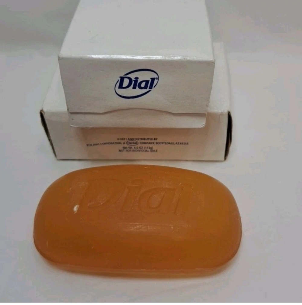 Dial Omega Moisture Glycerin Bar Soap Sea Berries 4 oz Bars LOT OF 3 -RARE- HTF
